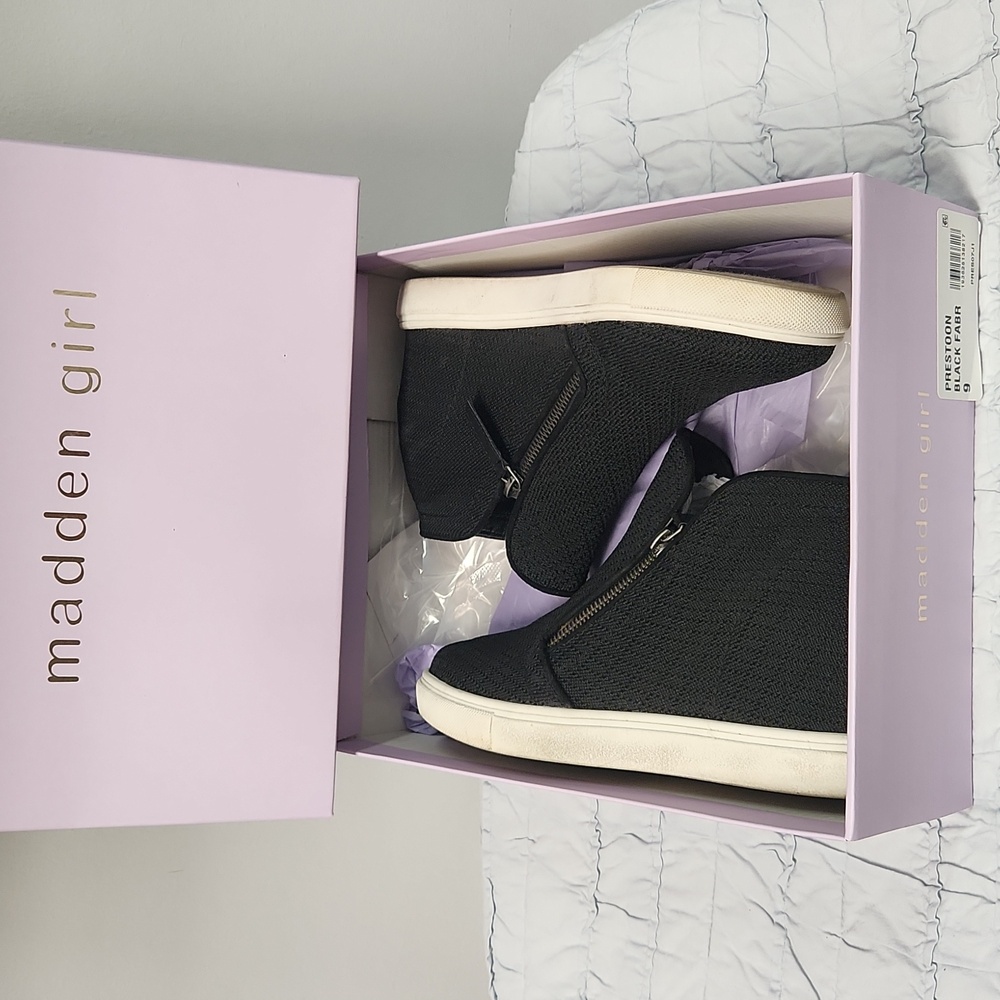 MADDEN GIRL WEDGE